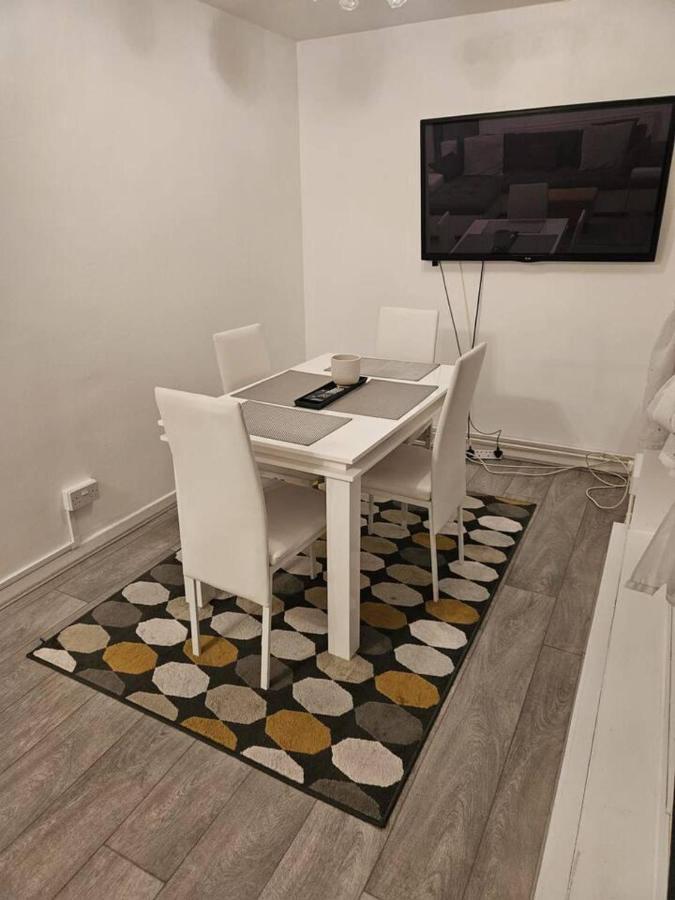 Stunning 1-Bed Apartment In Londýn Exteriér fotografie
